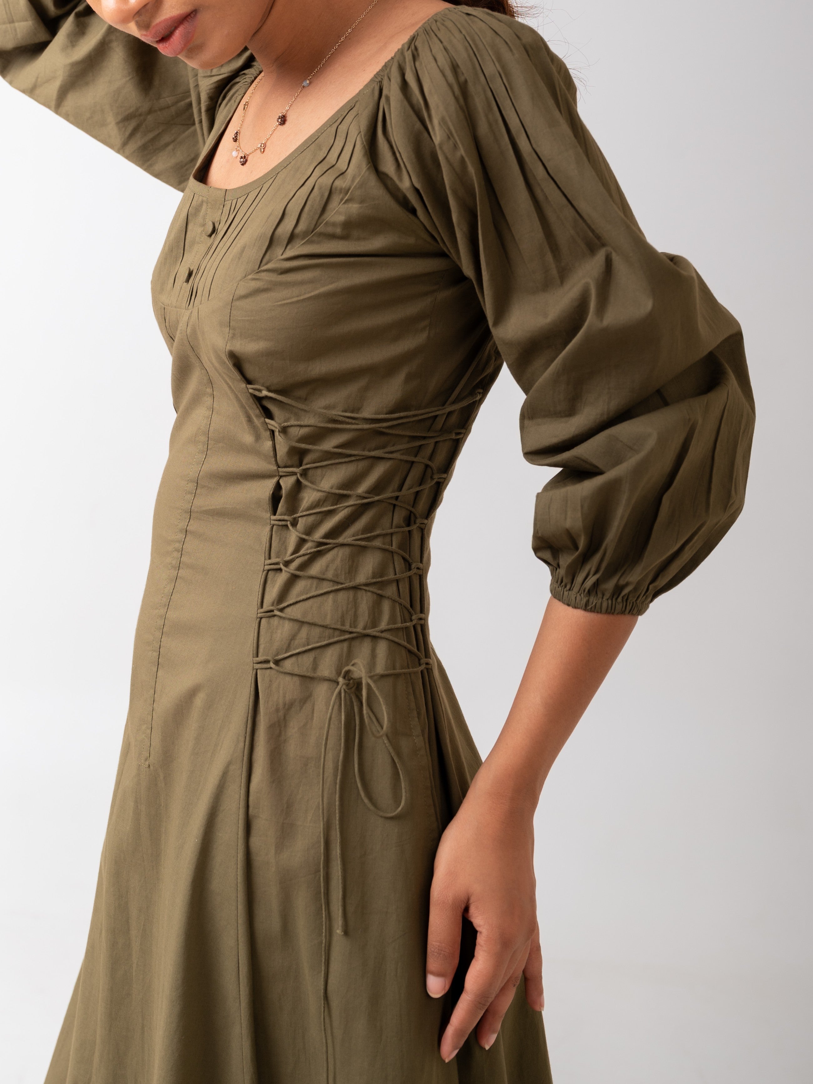 Kavi Dress