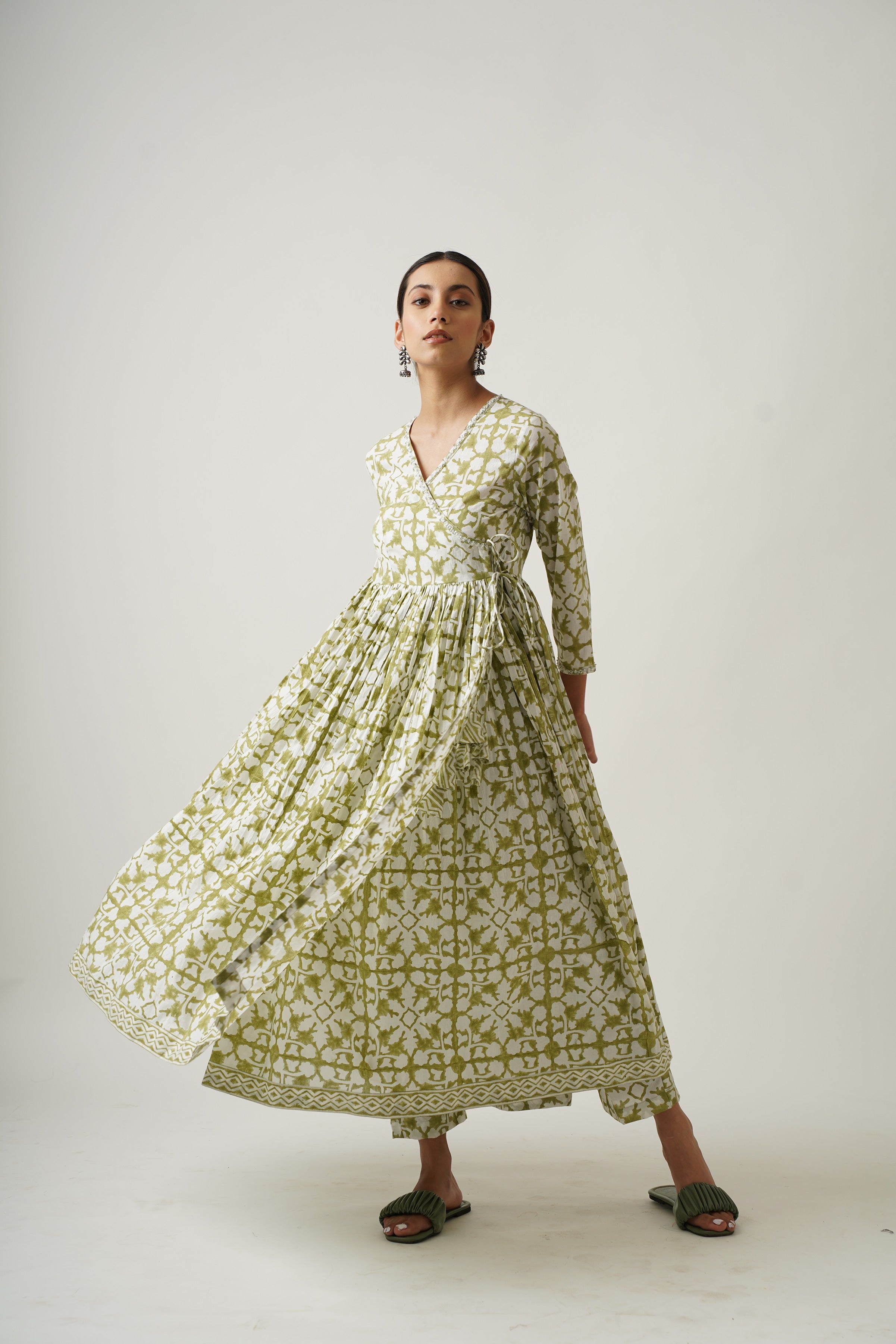 Spring Grass Maya Set with Dupatta