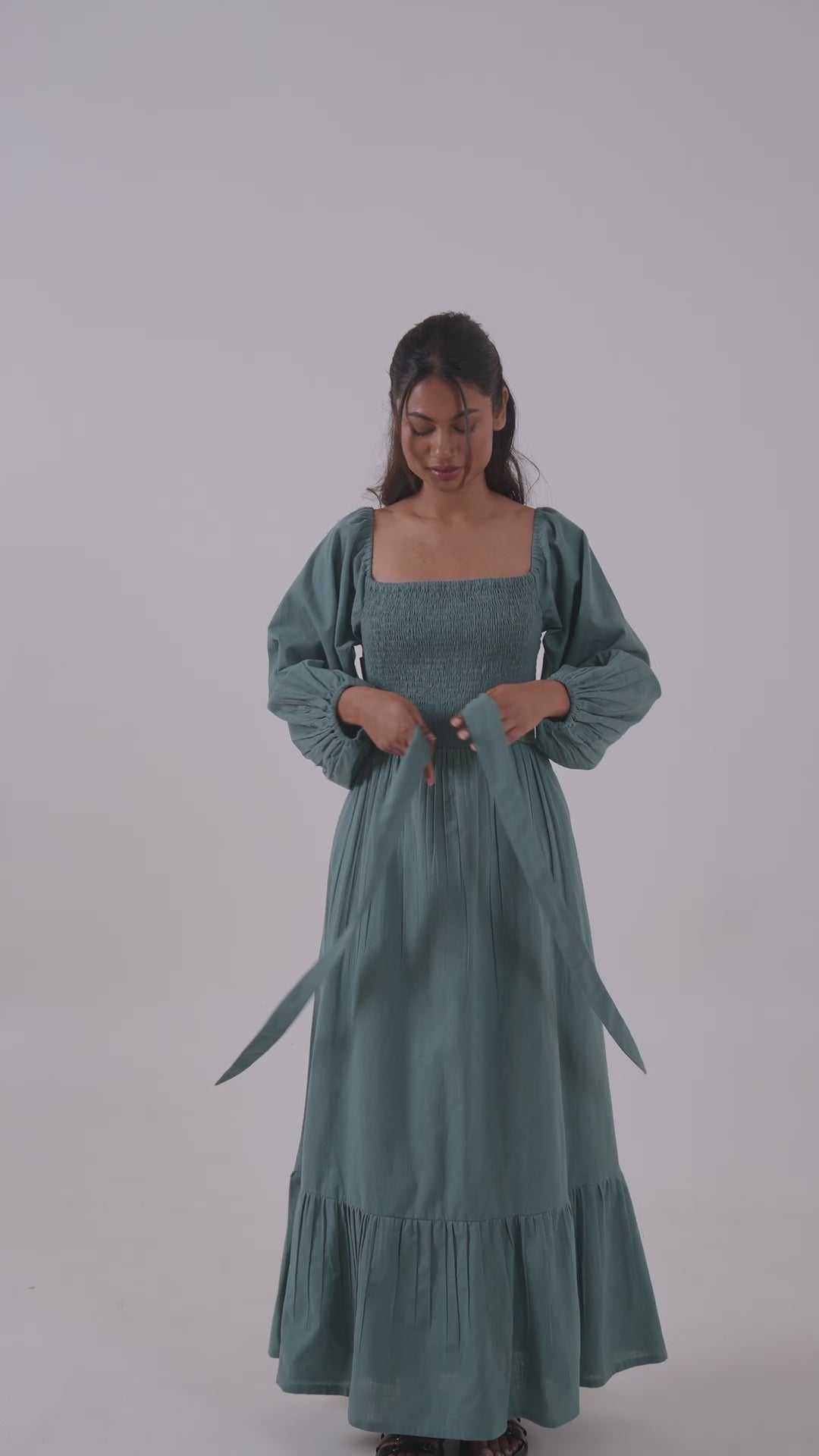 Como Dress